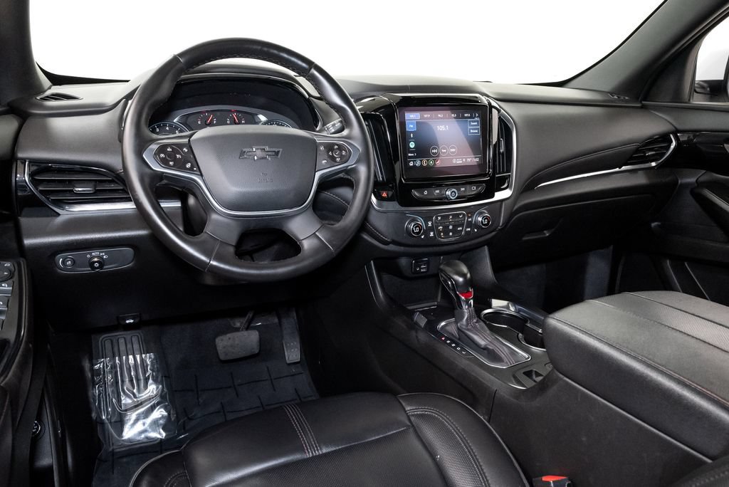 Used 2023 Chevrolet Traverse RS AWD/4WD image 7