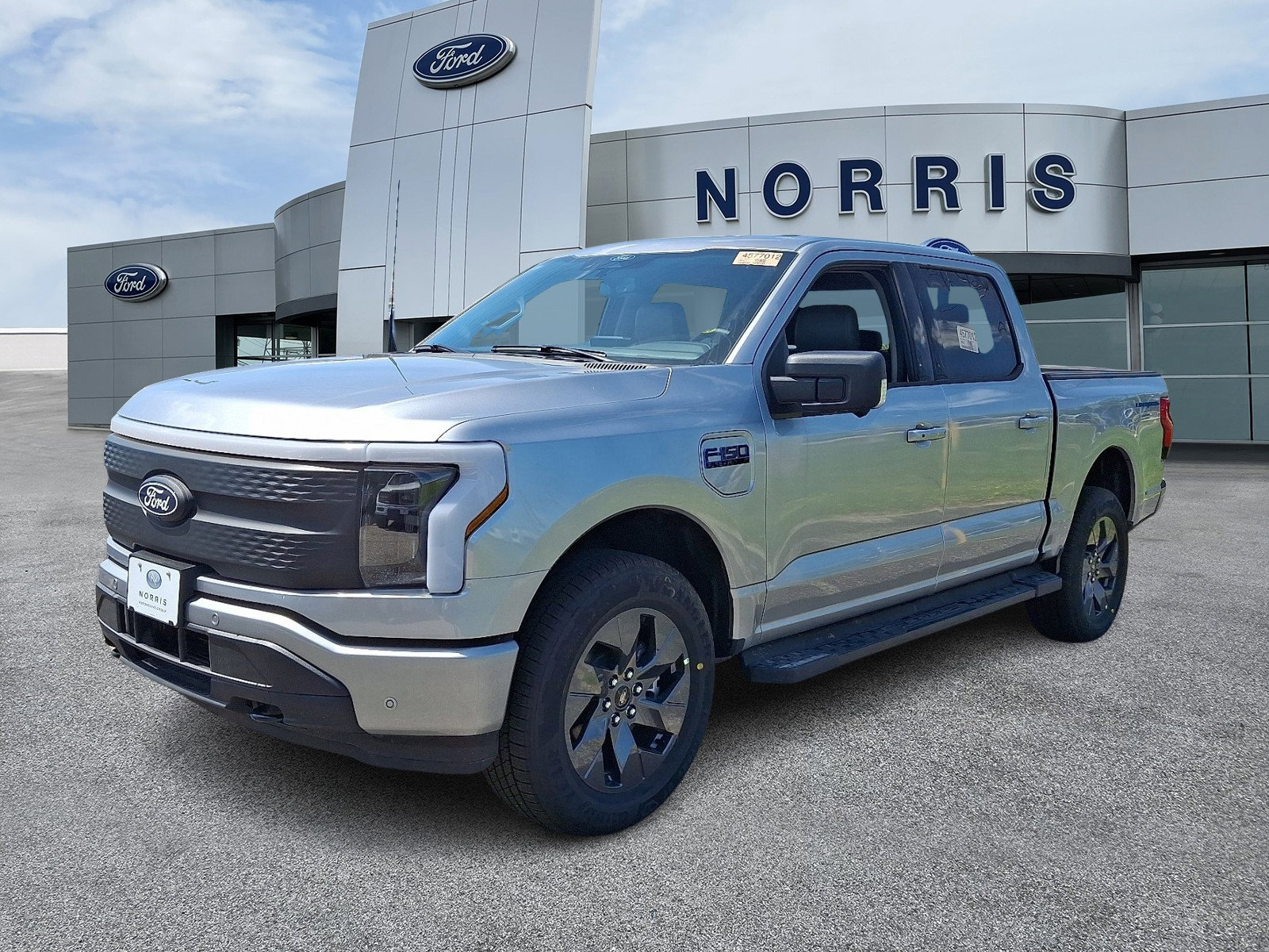 New 2025 Ford F150 Lightning Flash image 2