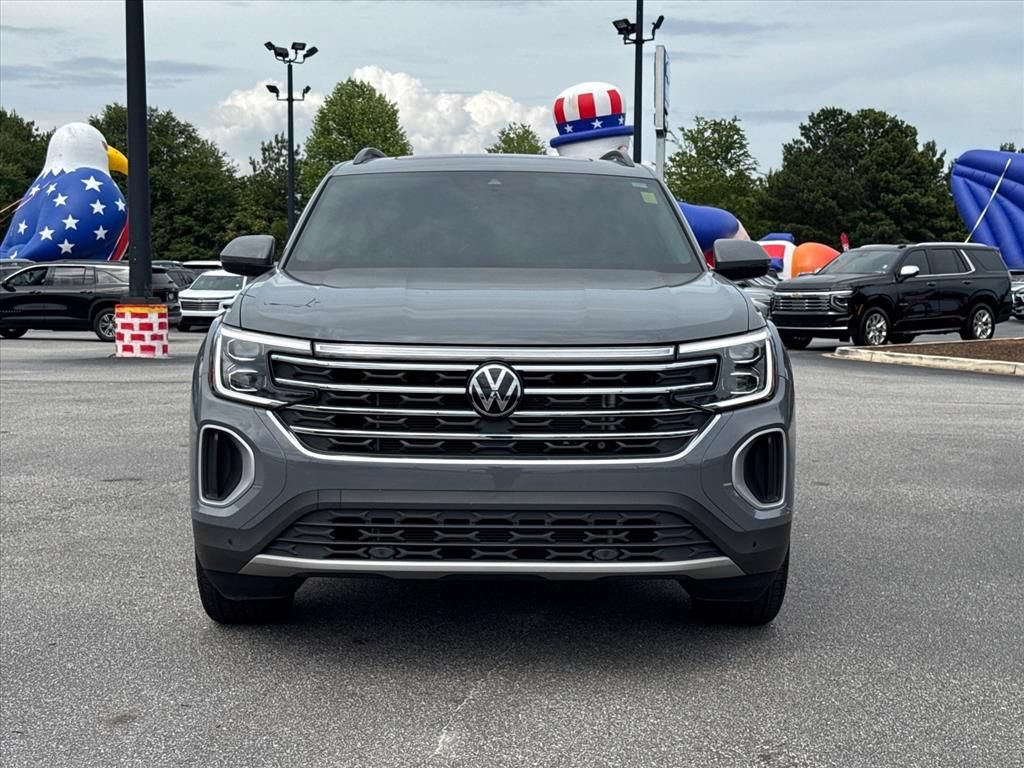 Used 2025 Volkswagen Atlas SE FWD image 8