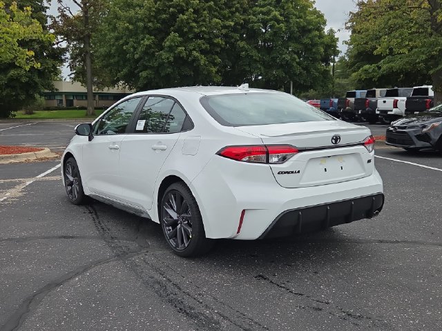 New 2026 Toyota Corolla SE w/ SE Package FWD image 3