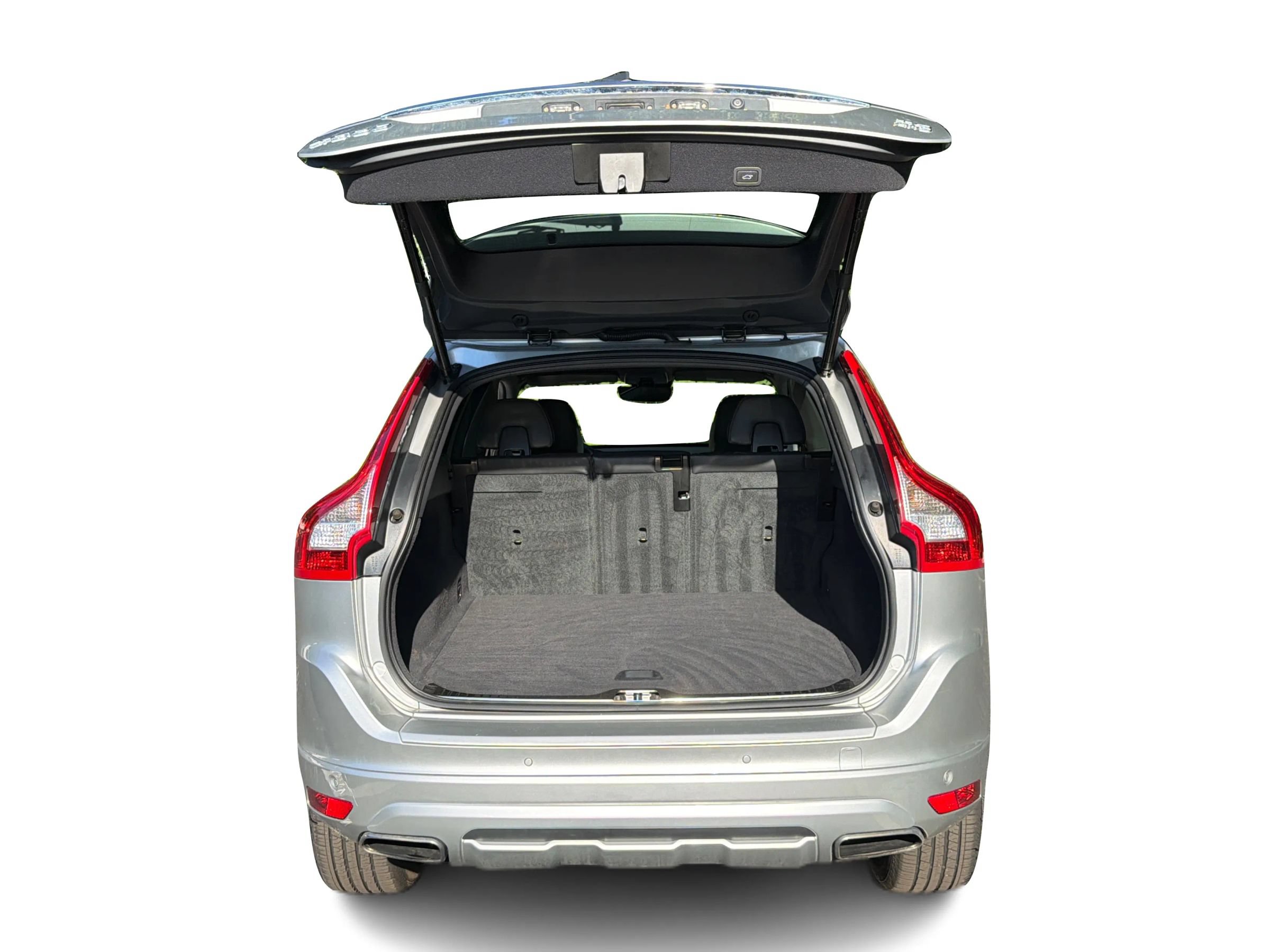 Used 2017 Volvo XC60 T6 Dynamic AWD/4WD image 14