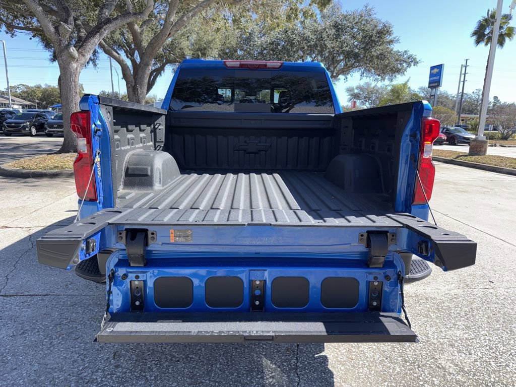 Used 2026 Chevrolet Silverado 1500 ZR2 image 33