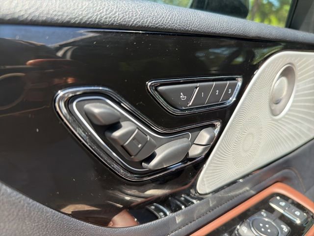 Used 2025 Lincoln Aviator Reserve w/ Luxury Package AWD/4WD image 11