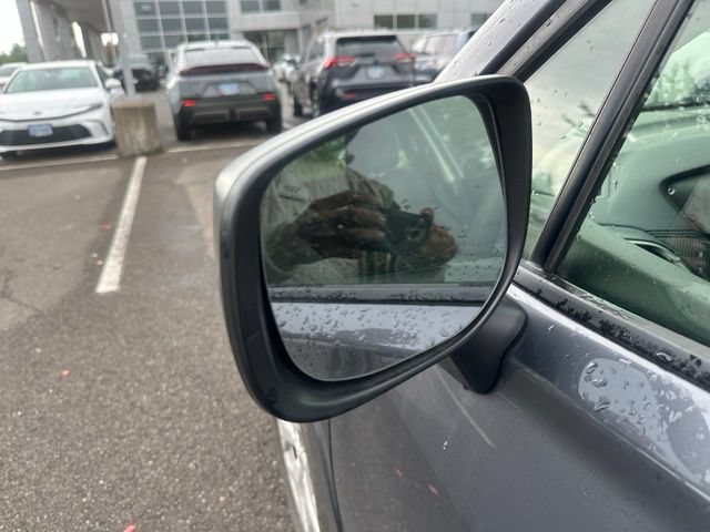 Used 2021 Subaru Forester AWD/4WD image 6