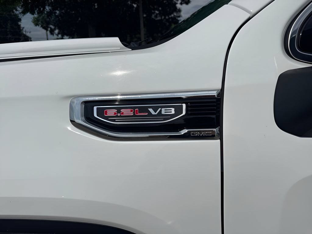 Used 2025 GMC Sierra 1500 SLT w/ SLT Premium Plus Package AWD/4WD image 41