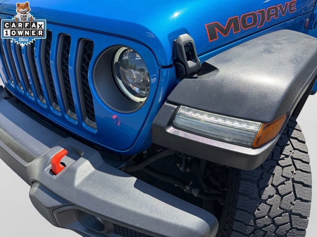 Used 2023 Jeep Gladiator Mojave w/ Dual Top Group AWD/4WD image 25