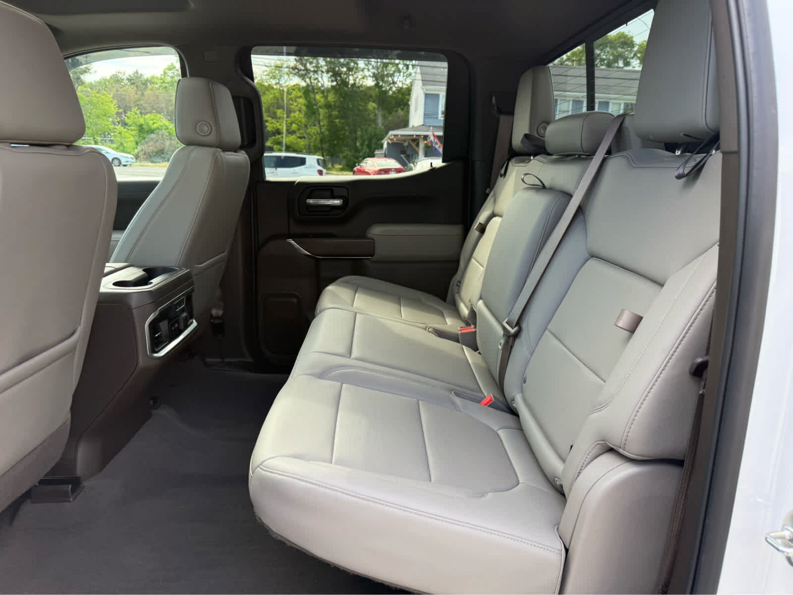 Used 2019 GMC Sierra 1500 SLT w/ SLT Premium Plus Package AWD/4WD image 29
