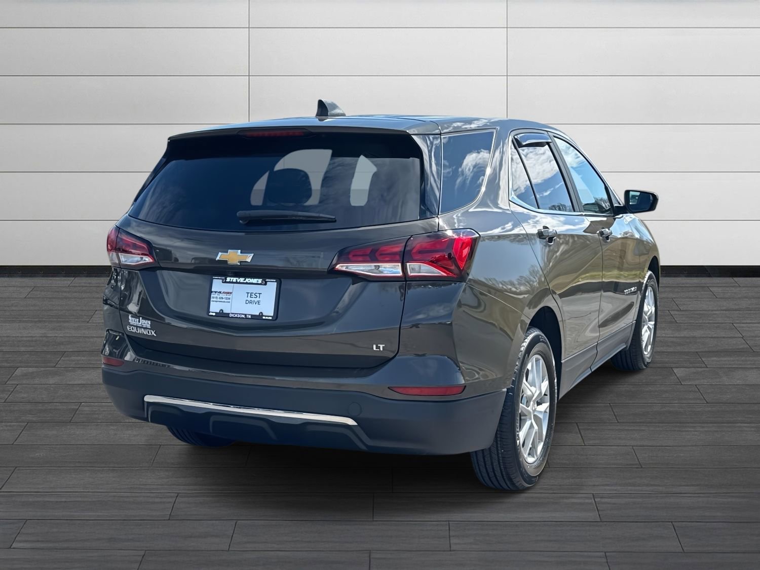 Used 2023 Chevrolet Equinox LT FWD image 4