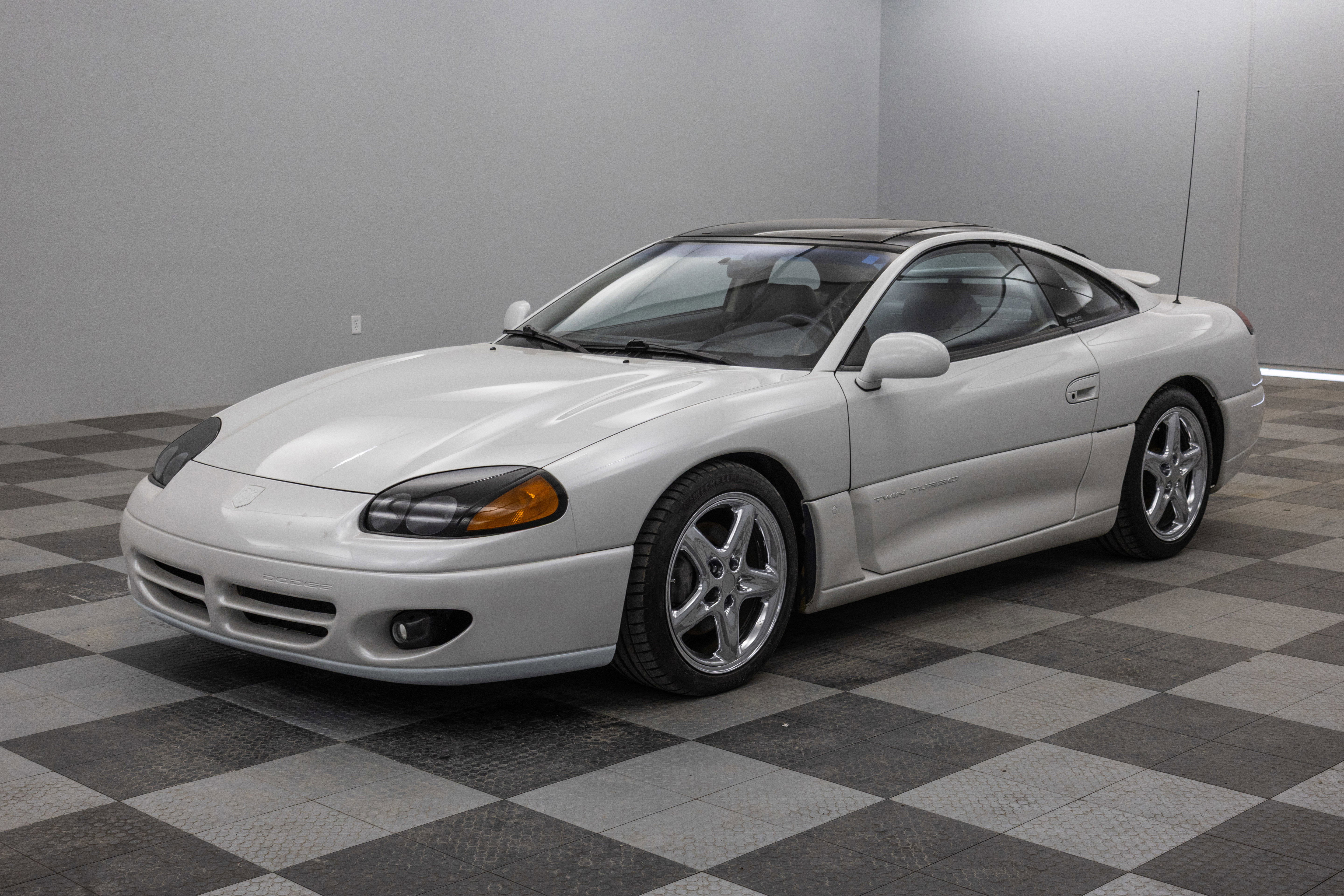 Used 1995 Dodge Stealth R/T image 4