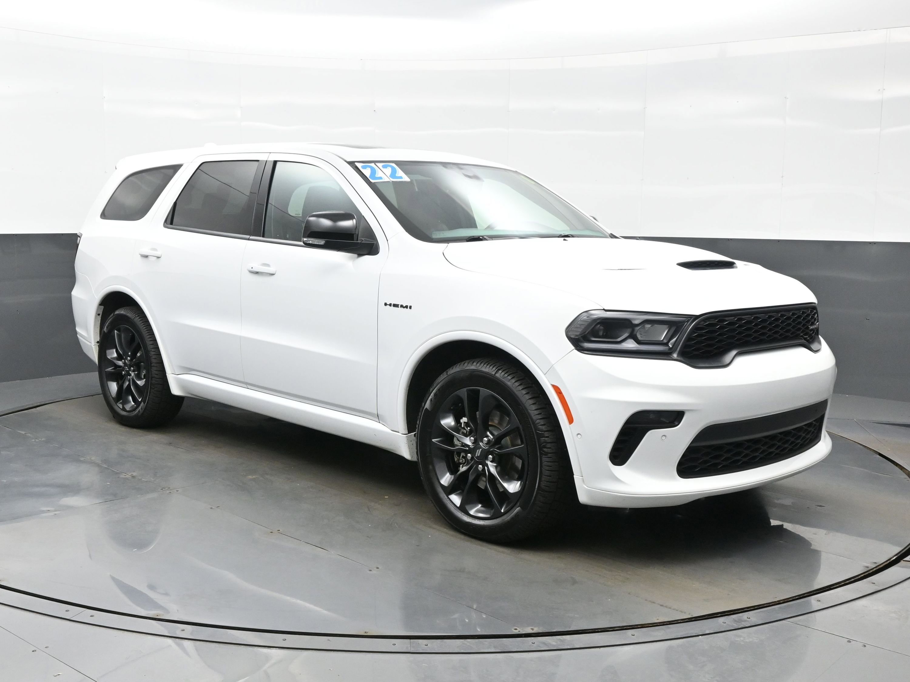 Used 2022 Dodge Durango R/T w/ Blacktop Package image 8