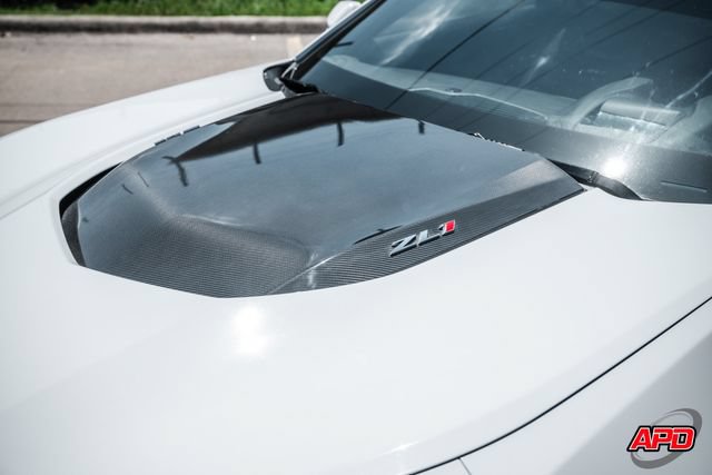 Used 2018 Chevrolet Camaro ZL1 RWD image 30