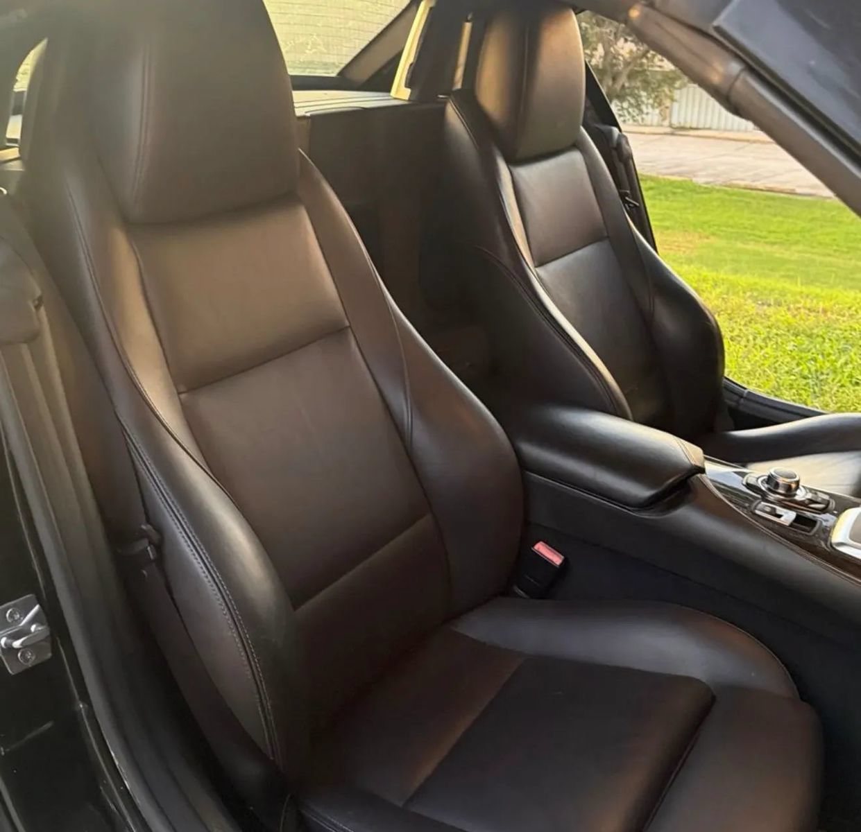 Used 2012 BMW Z4 sDrive35is RWD image 13