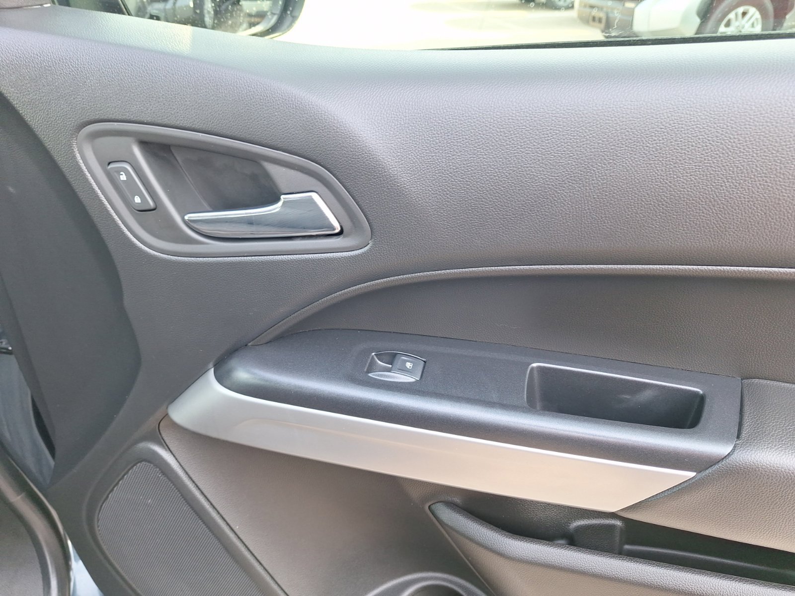 Used 2020 Chevrolet Colorado LT w/ Safety Package RWD image 35