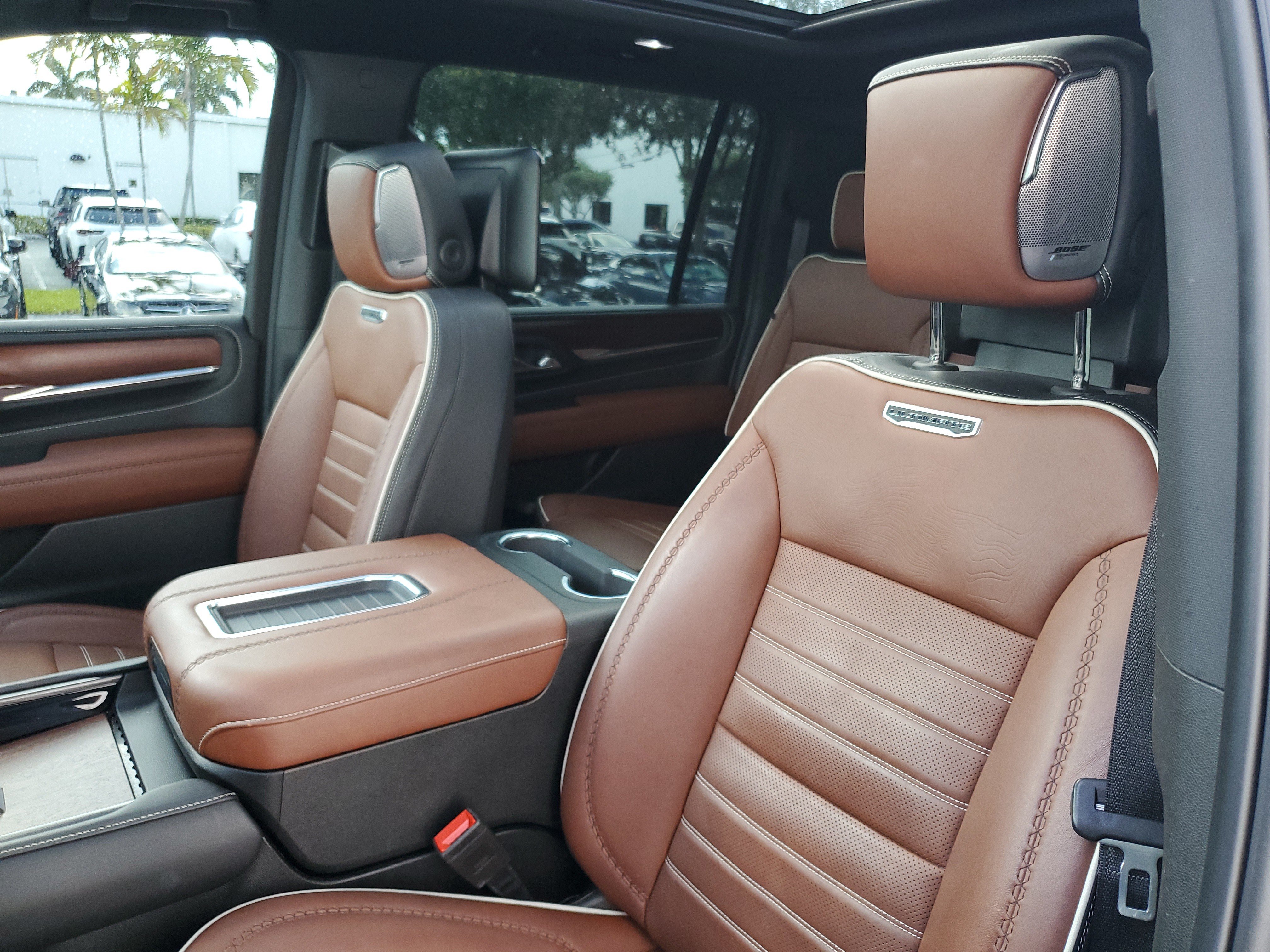 Used 2023 GMC Yukon XL Denali Ultimate w/ LPO, Floor Liner Package AWD/4WD image 23