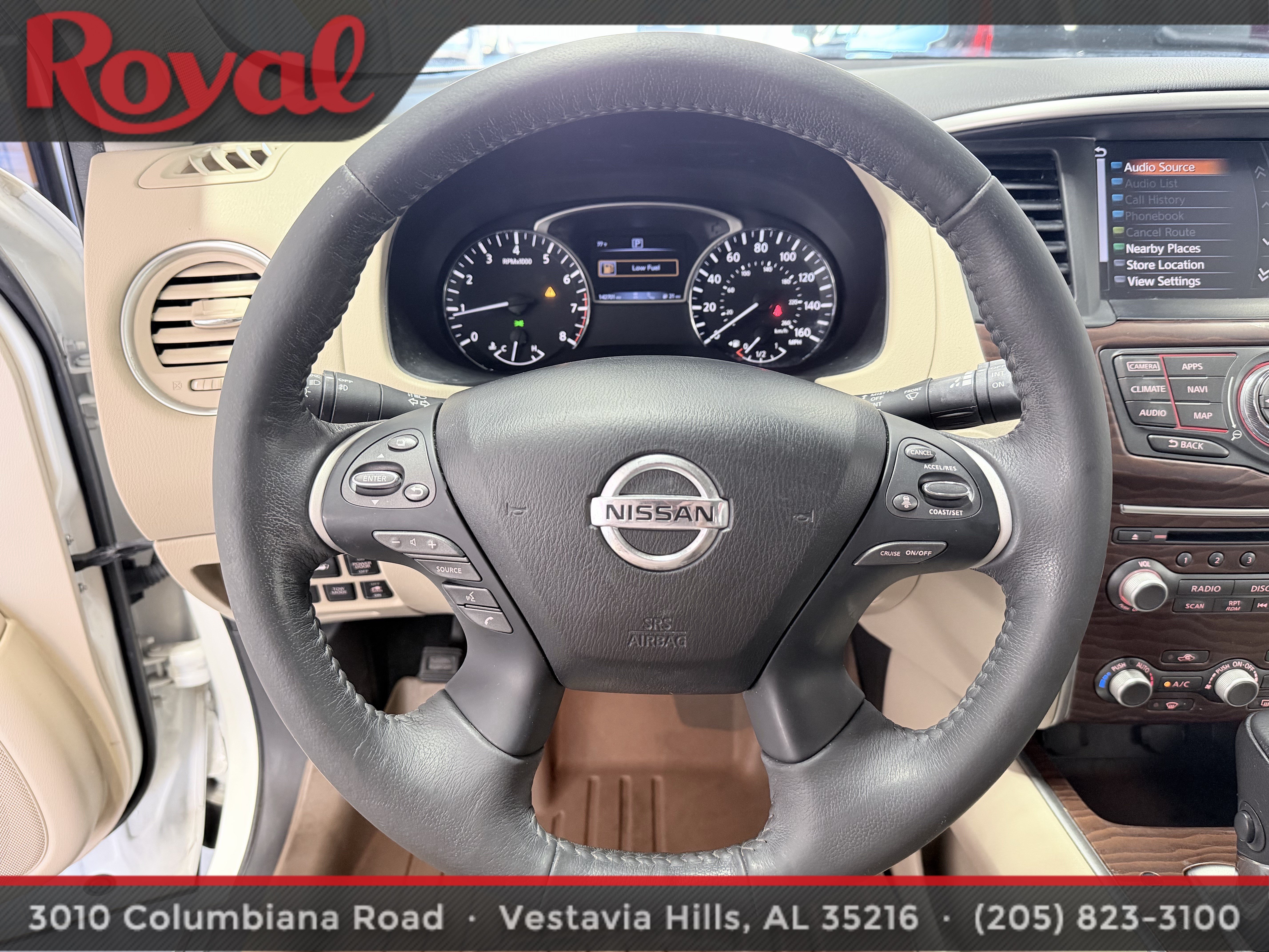 Used 2017 Nissan Pathfinder Platinum w/ Family Entertainment Package FWD image 24