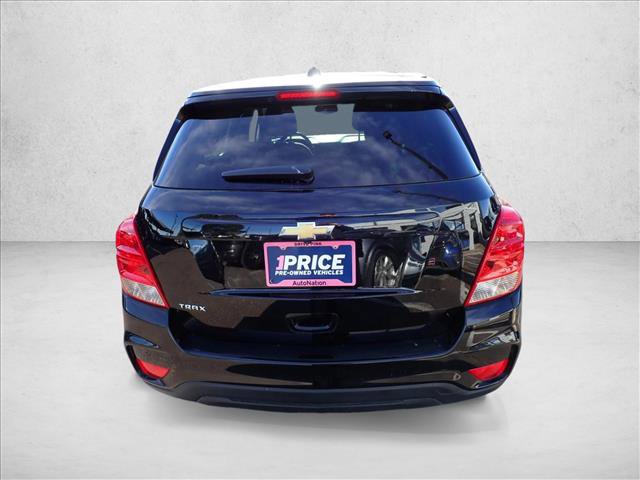 Used 2021 Chevrolet Trax LS w/ Tint and Cruise Package image 3
