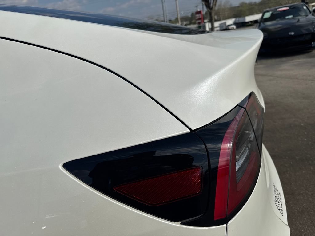 Used 2021 Tesla Model Y Long Range image 40