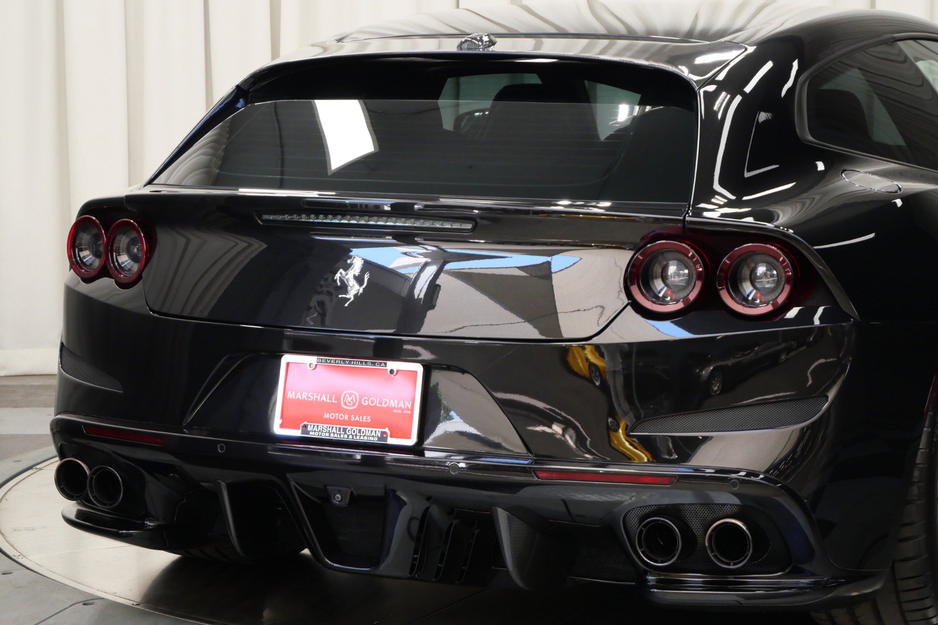 Used 2018 Ferrari GTC4Lusso image 50