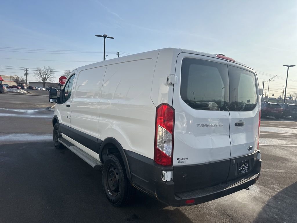 Used 2019 Ford Transit 250 130 Low Roof w/ Exterior Upgrade Package image 4
