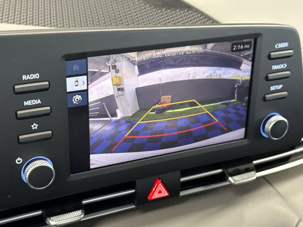 Used 2025 Hyundai Elantra Sport FWD image 19