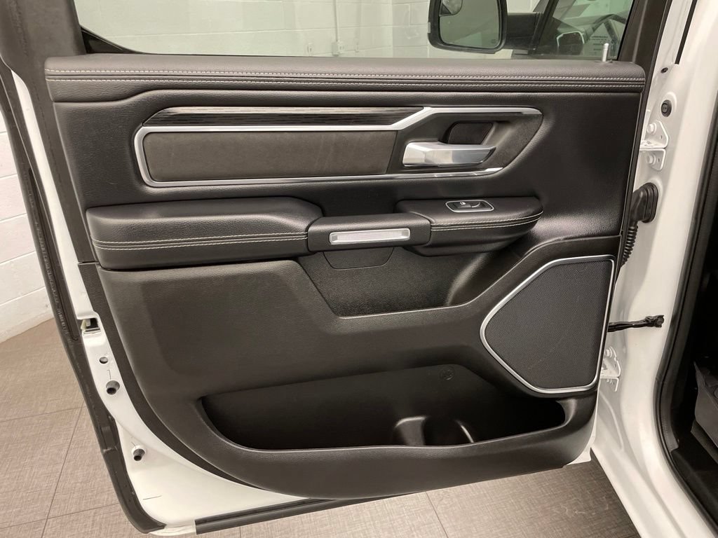 Used 2024 RAM 1500 Laramie AWD/4WD image 27