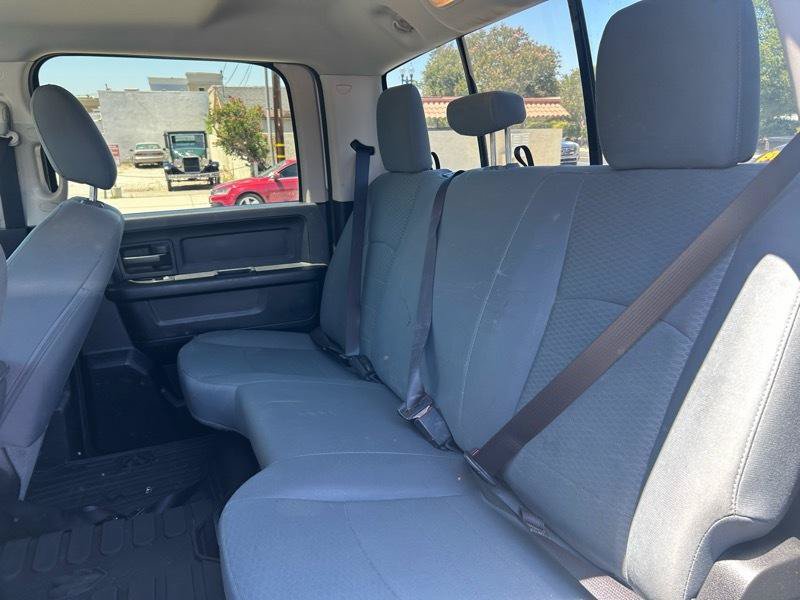 Used 2017 RAM 2500 Tradesman w/ Chrome Appearance Group RWD image 15