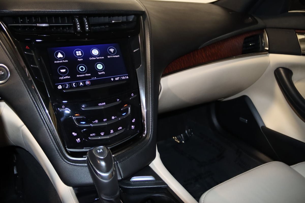 Used 2019 Cadillac CTS Luxury RWD image 46