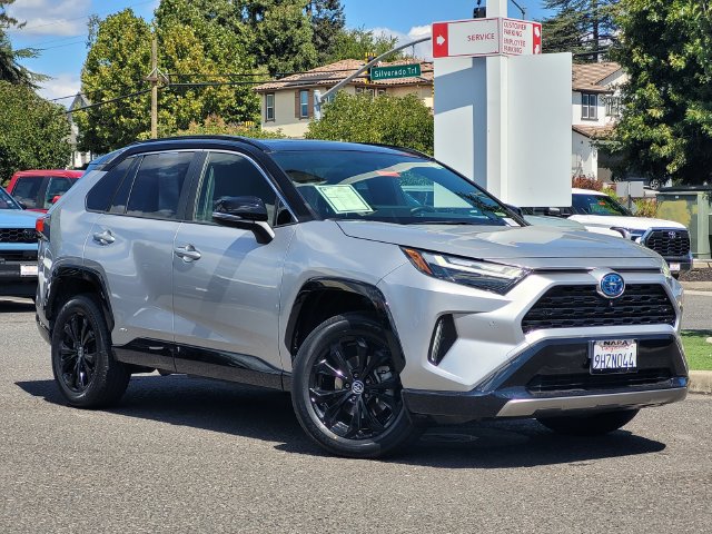 Certified 2023 Toyota RAV4 XSE AWD/4WD image 2