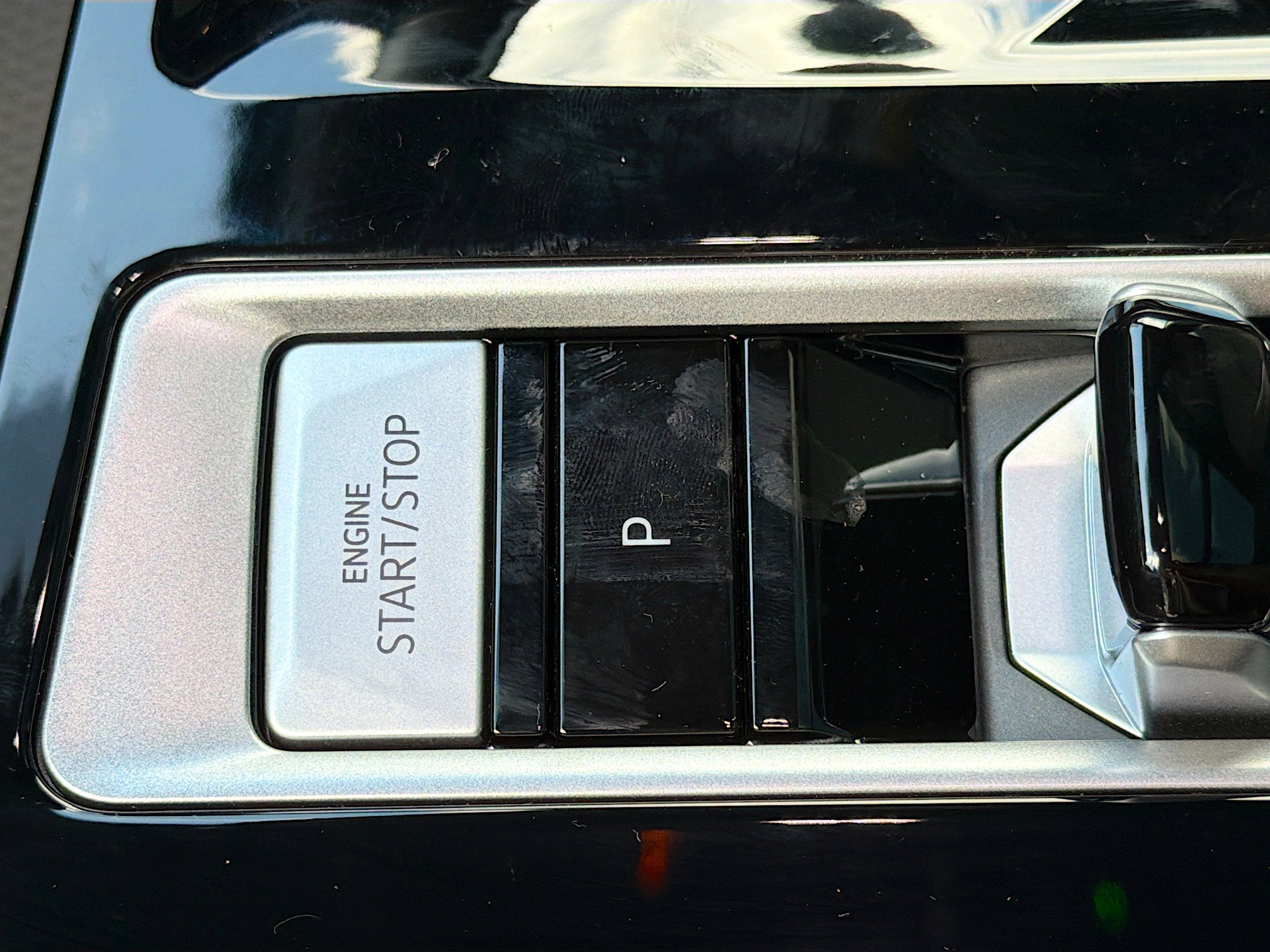 New 2026 Volkswagen Atlas Cross Sport SEL Premium R-Line image 37