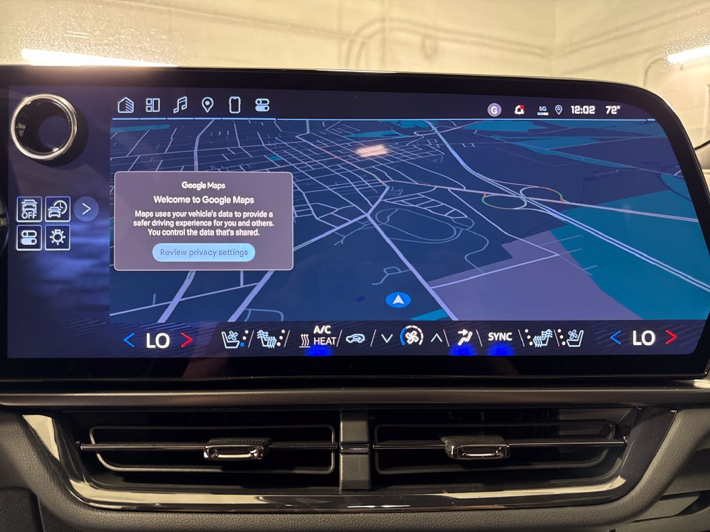 New 2025 Chevrolet Equinox EV RS w/ Active Safety Package 3 AWD/4WD image 13