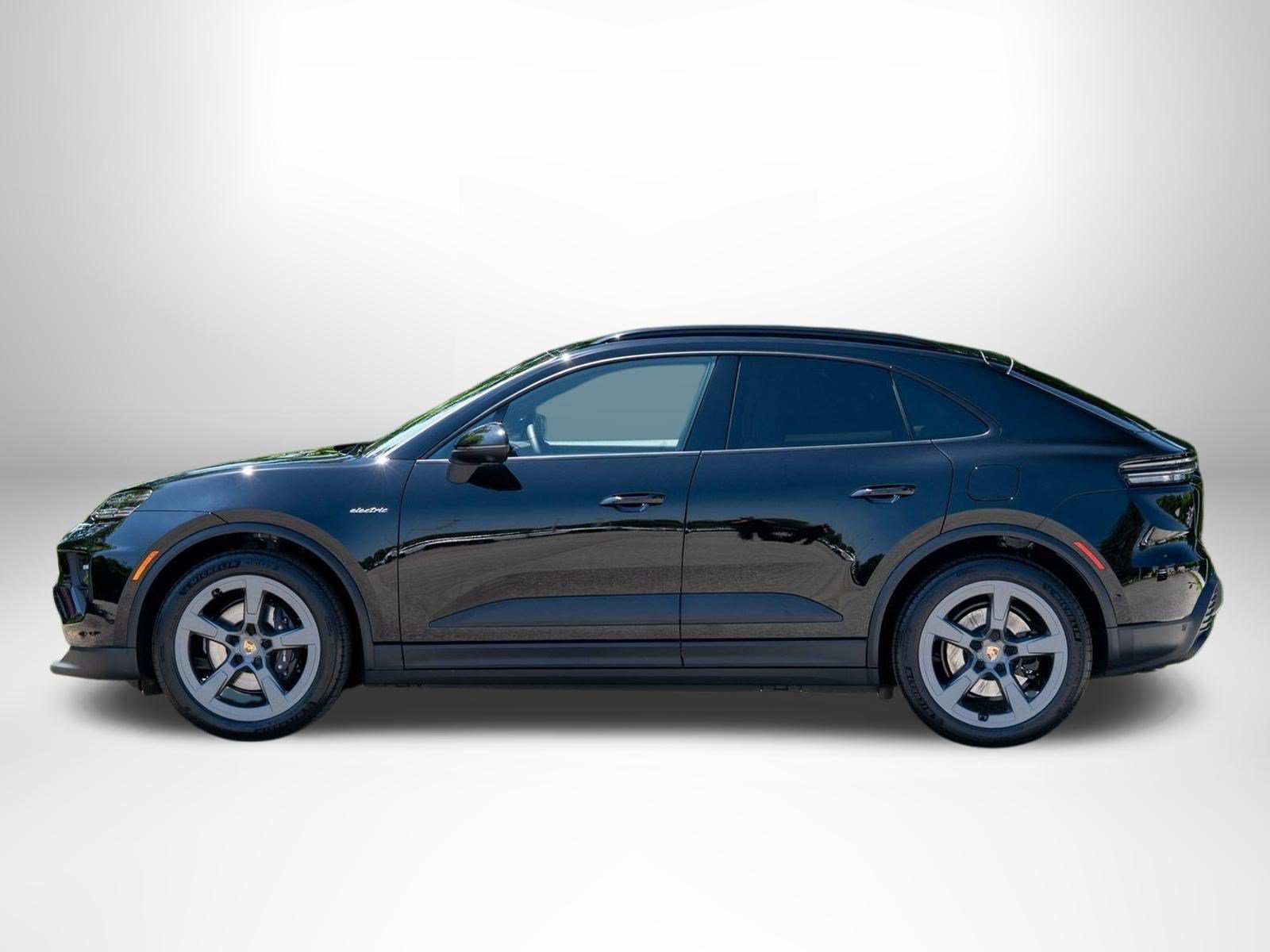 New 2026 Porsche Macan 4 Electric AWD/4WD image 3