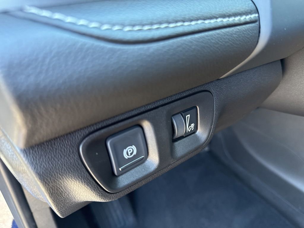 Used 2023 GMC Acadia SLE w/ Driver Convenience Package AWD/4WD image 23