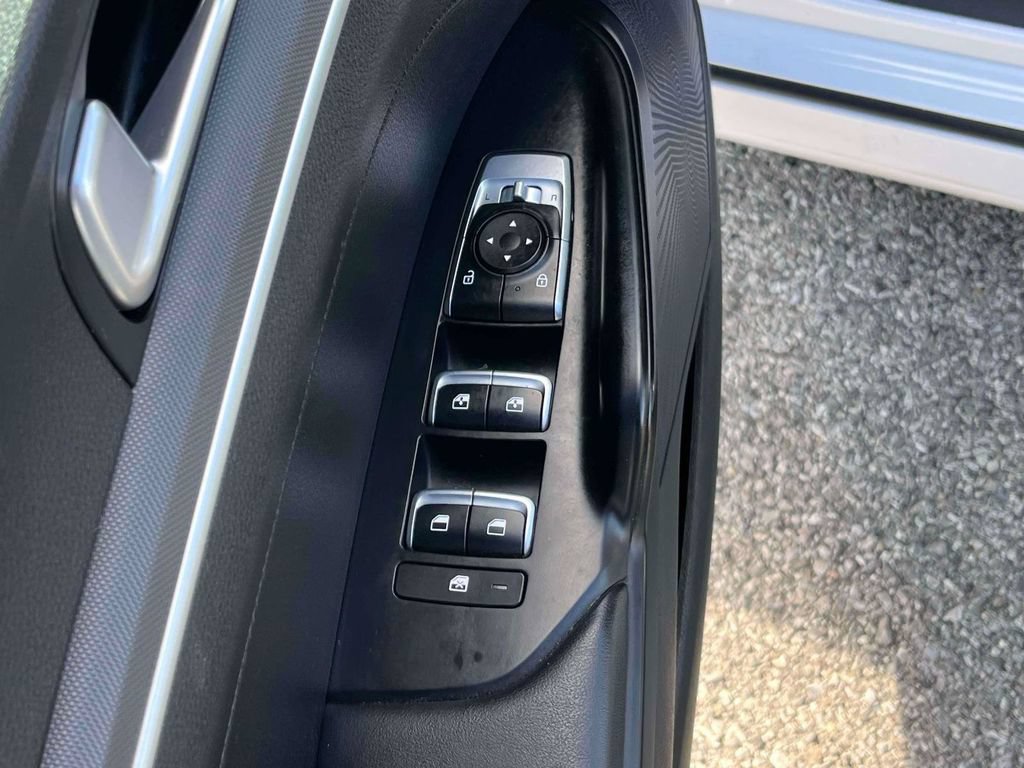 Used 2021 Kia K5 GT-Line w/ GT-Line FWD Premium Package image 13