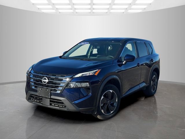 Used 2025 Nissan Rogue SV image 3