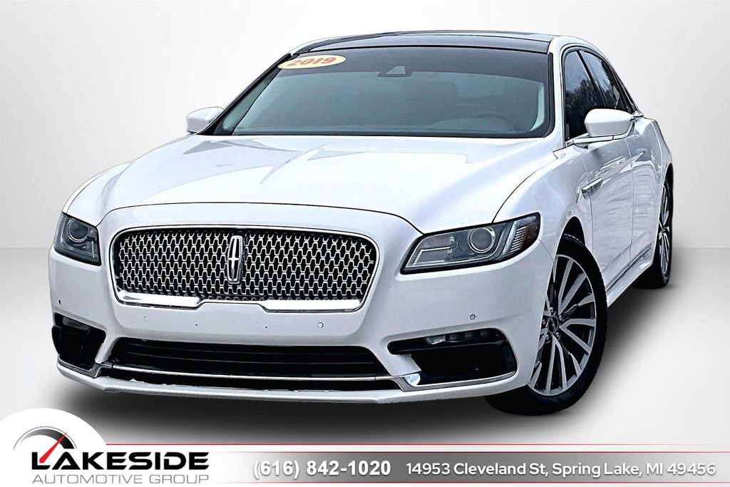 Used 2019 Lincoln Continental Select w/ Continental Climate Package image 1