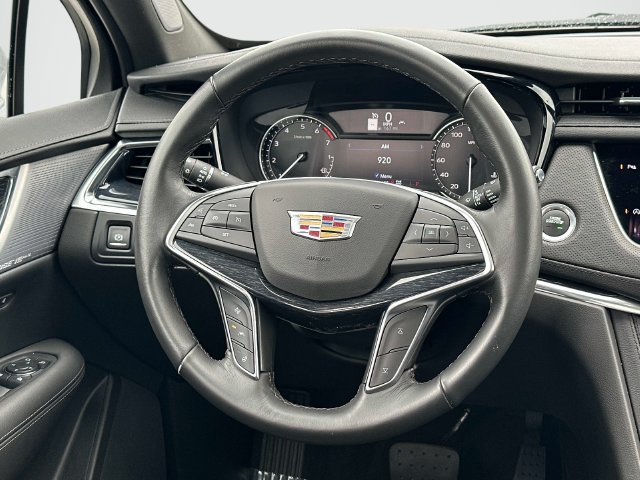 Certified 2023 Cadillac XT5 Premium Luxury AWD/4WD image 6