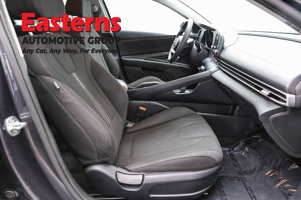 Used 2021 Hyundai Elantra SEL FWD image 24