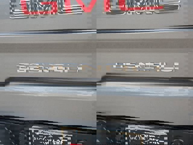 Used 2021 GMC Sierra 1500 Denali image 8