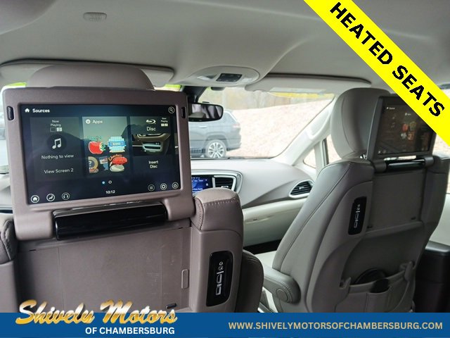 Used 2017 Chrysler Pacifica Touring-L Plus w/ Tire & Wheel Group image 14