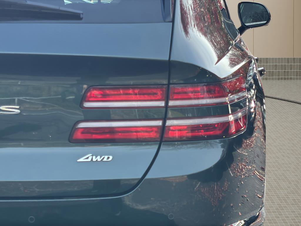 Used 2023 Genesis GV80 2.5T w/ Prestige 20" Package image 13