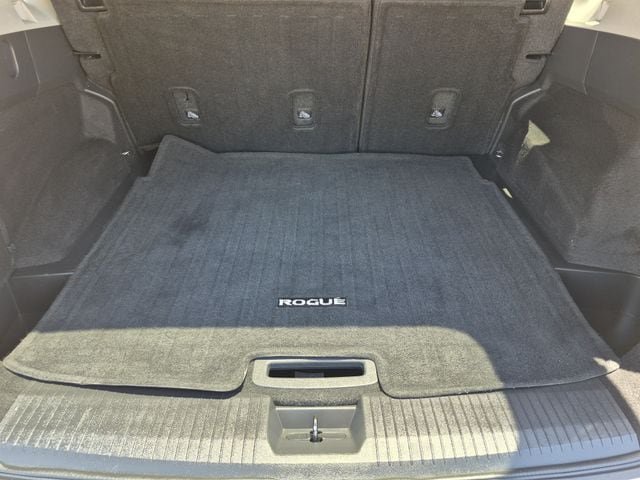 Certified 2024 Nissan Rogue SV AWD/4WD image 23