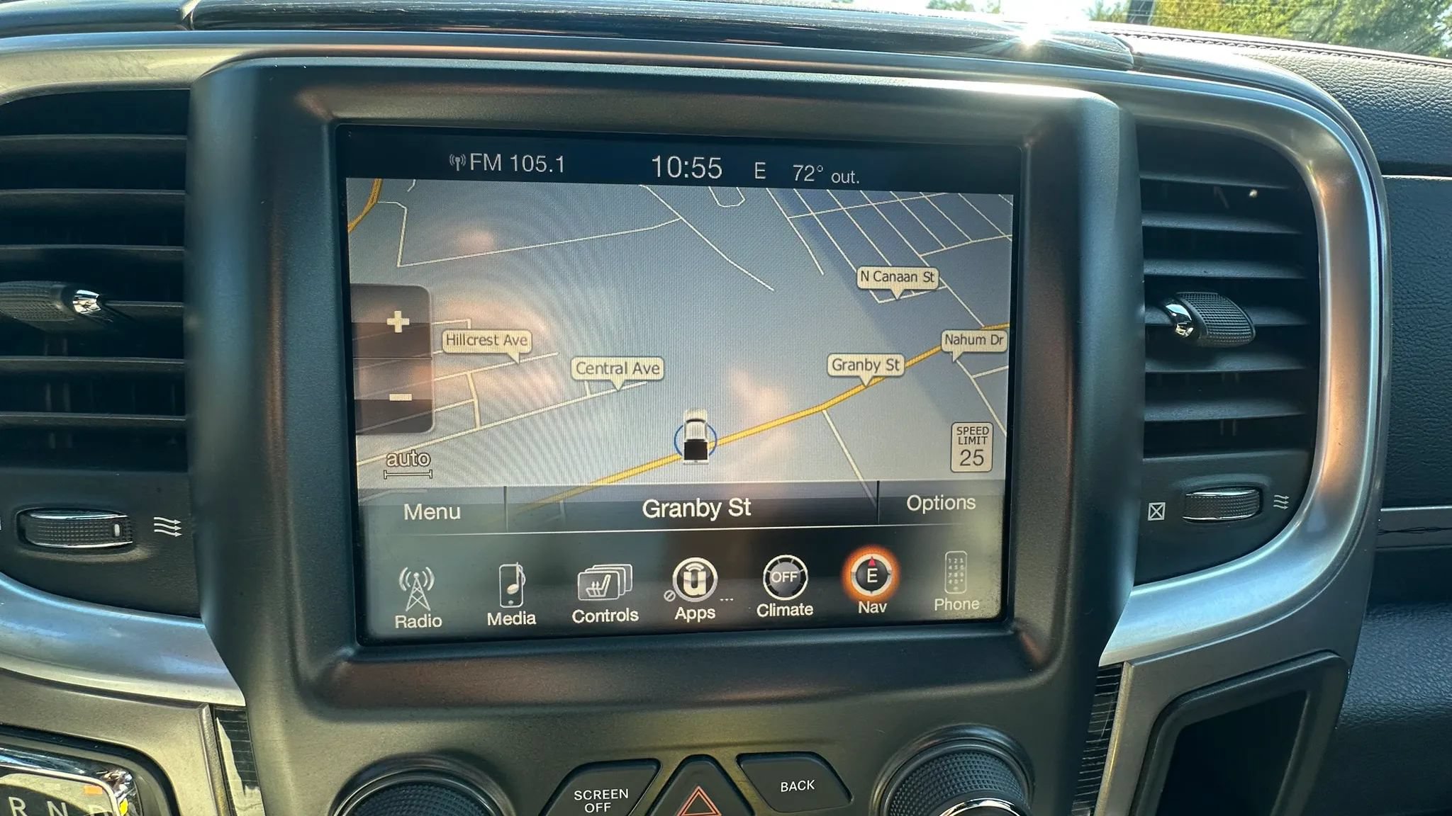 Used 2017 RAM 1500 Limited AWD/4WD image 19