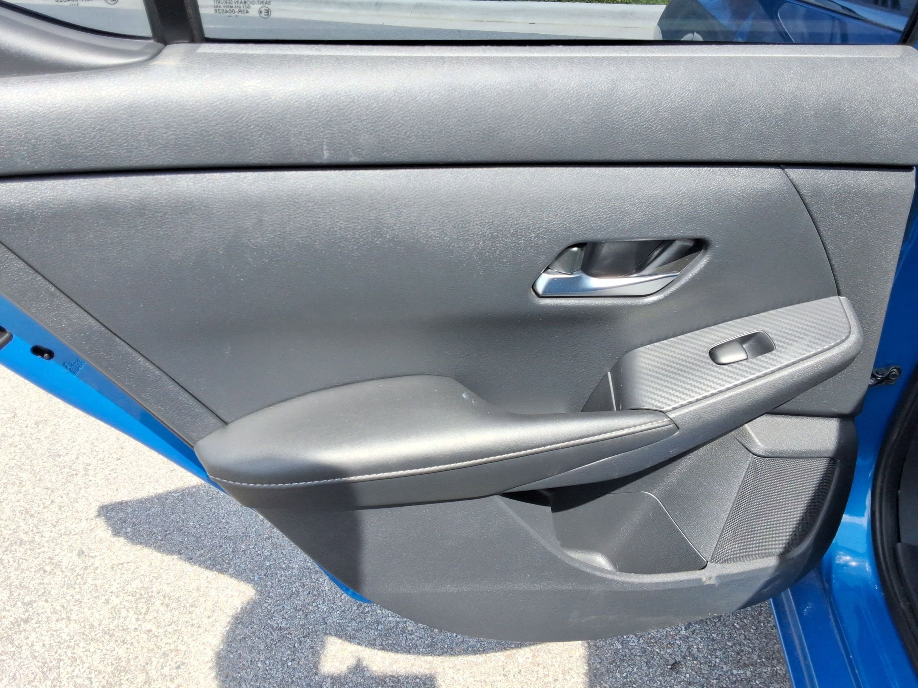Used 2022 Nissan Sentra SV FWD image 23