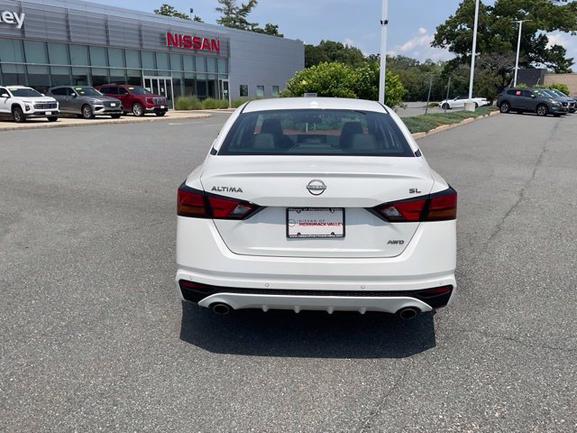 Used 2024 Nissan Altima 2.5 SL AWD/4WD image 5