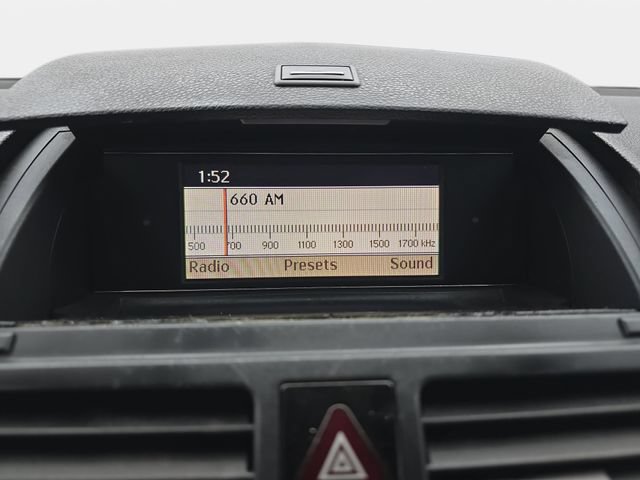 Used 2009 Mercedes-Benz C 300 Sedan image 22