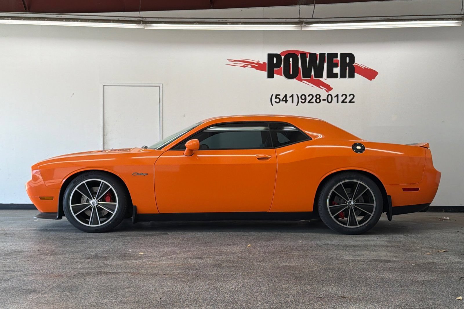 Used 2012 Dodge Challenger SRT8 w/ Premium Sound Group RWD image 6