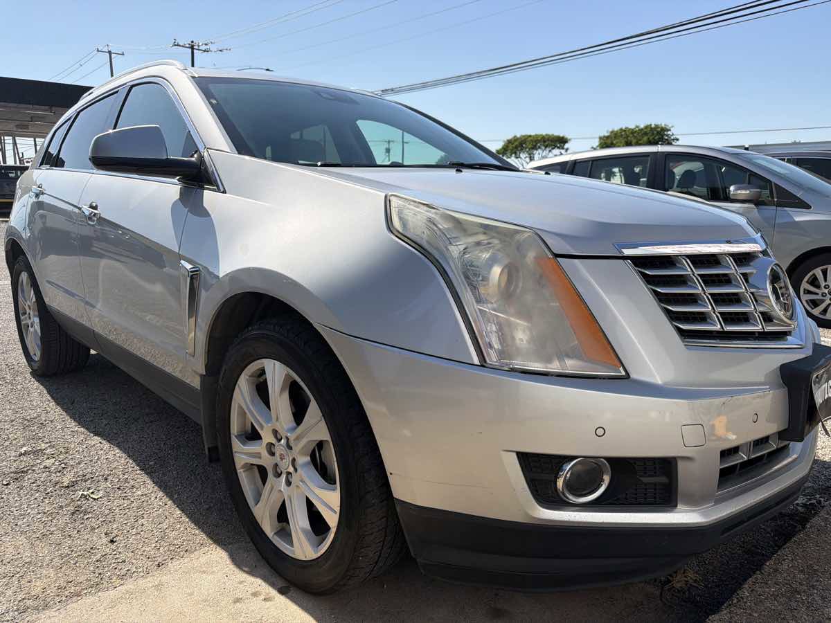 Used 2015 Cadillac SRX Performance w/ Driver Assist Package FWD image 2