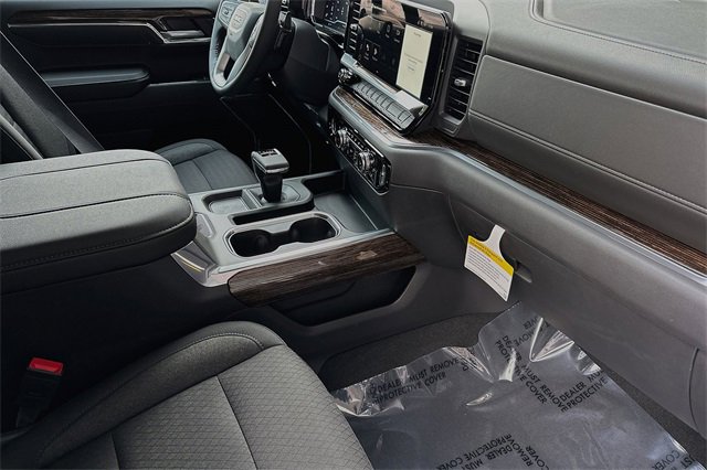 New 2024 GMC Sierra 1500 Elevation image 12