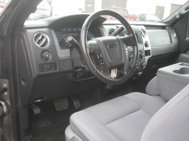 Used 2014 Ford F150 XLT w/ XLT Chrome Package AWD/4WD image 15