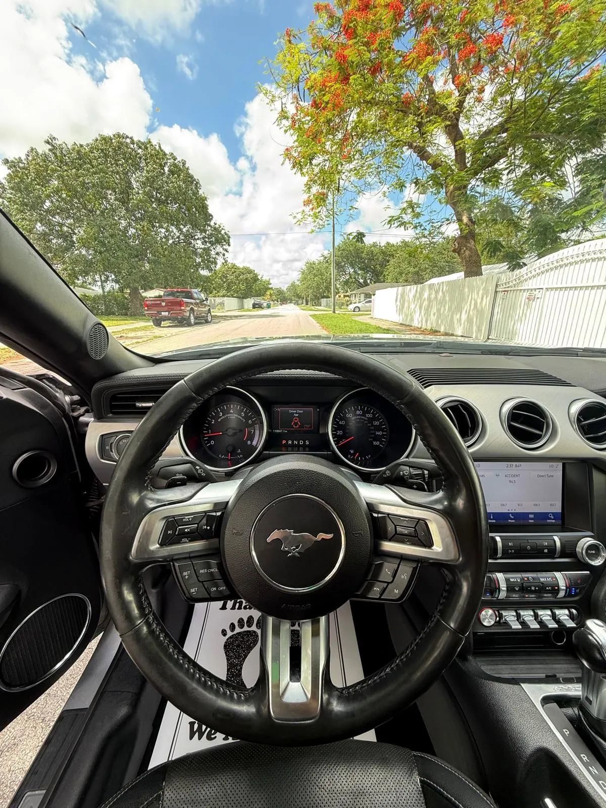 Used 2020 Ford Mustang Premium RWD image 8